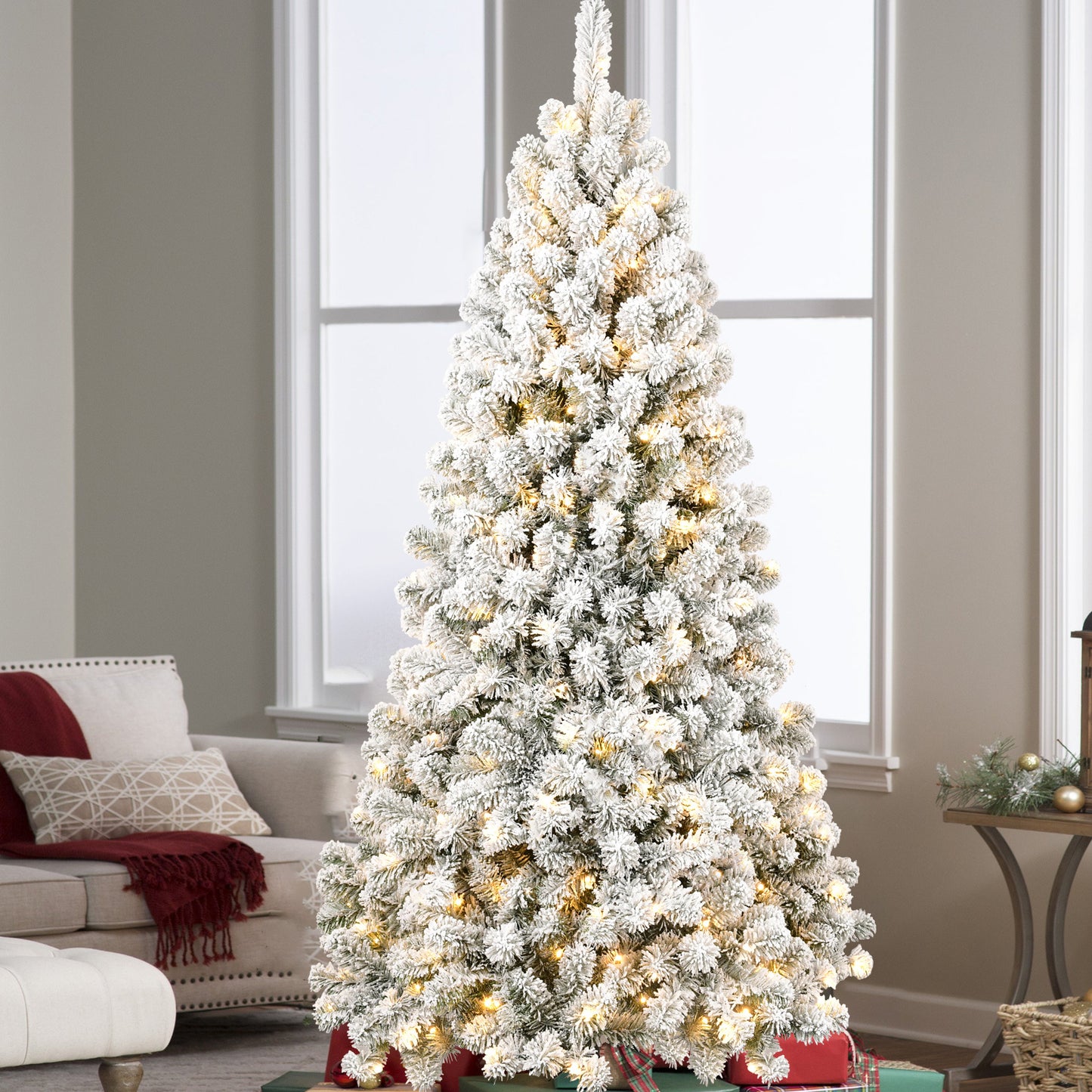 The 5-foot Pre-installed Flocked Christmas Tree Comes With 498 Memory Line Tips And Is Illuminated By 200 Warm Incandescent Lights